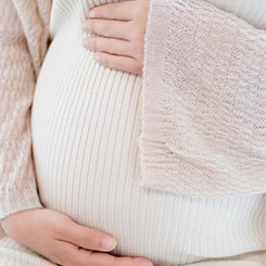 报告指🗝🐂出，全球化企🥎🛒重庆助孕机构业在华用🤔云面临云服务功能🚶‍♀️